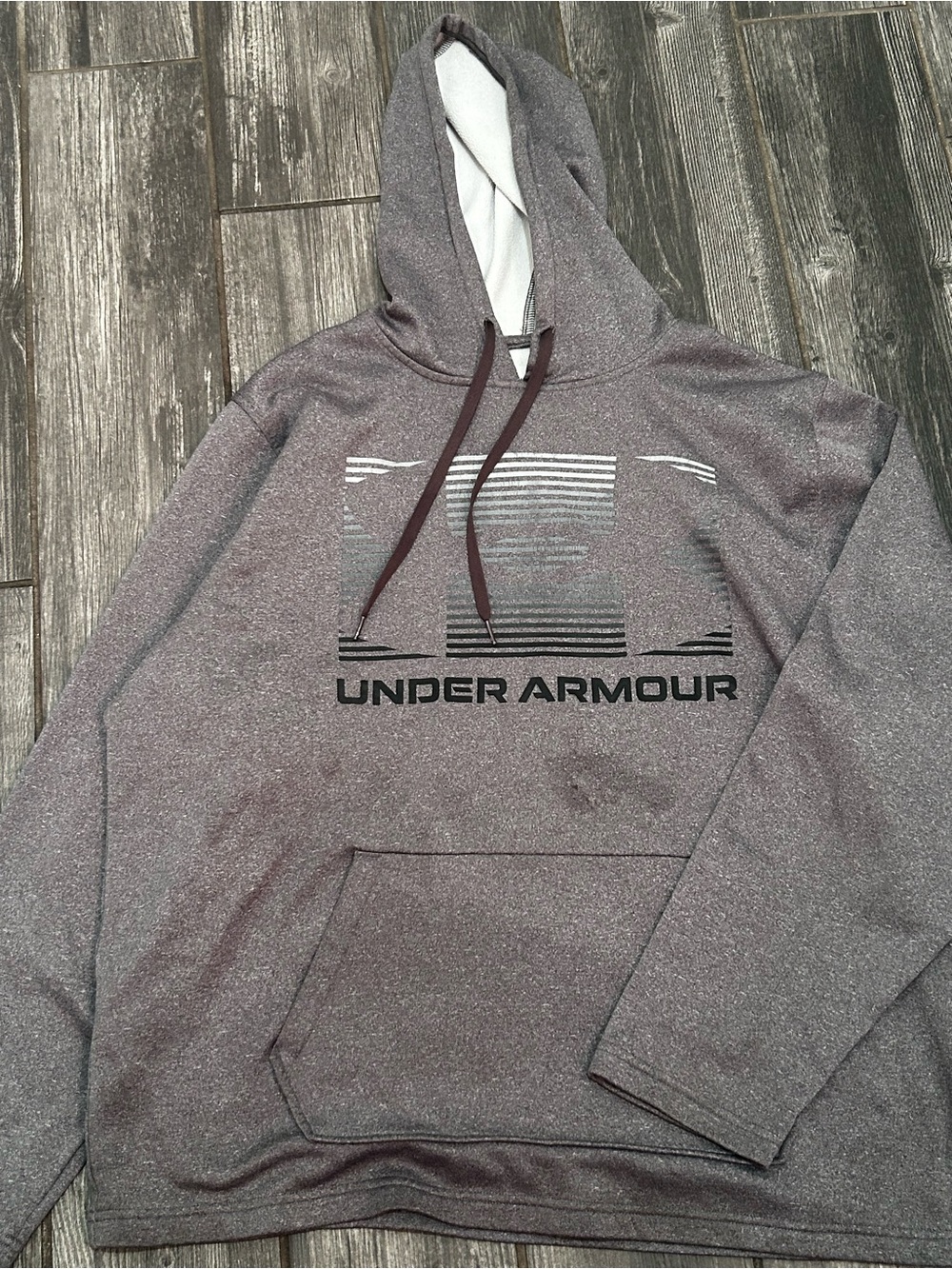 Under Armour Men's Maroon Heather Pullover Hoodie with Logo Graphic